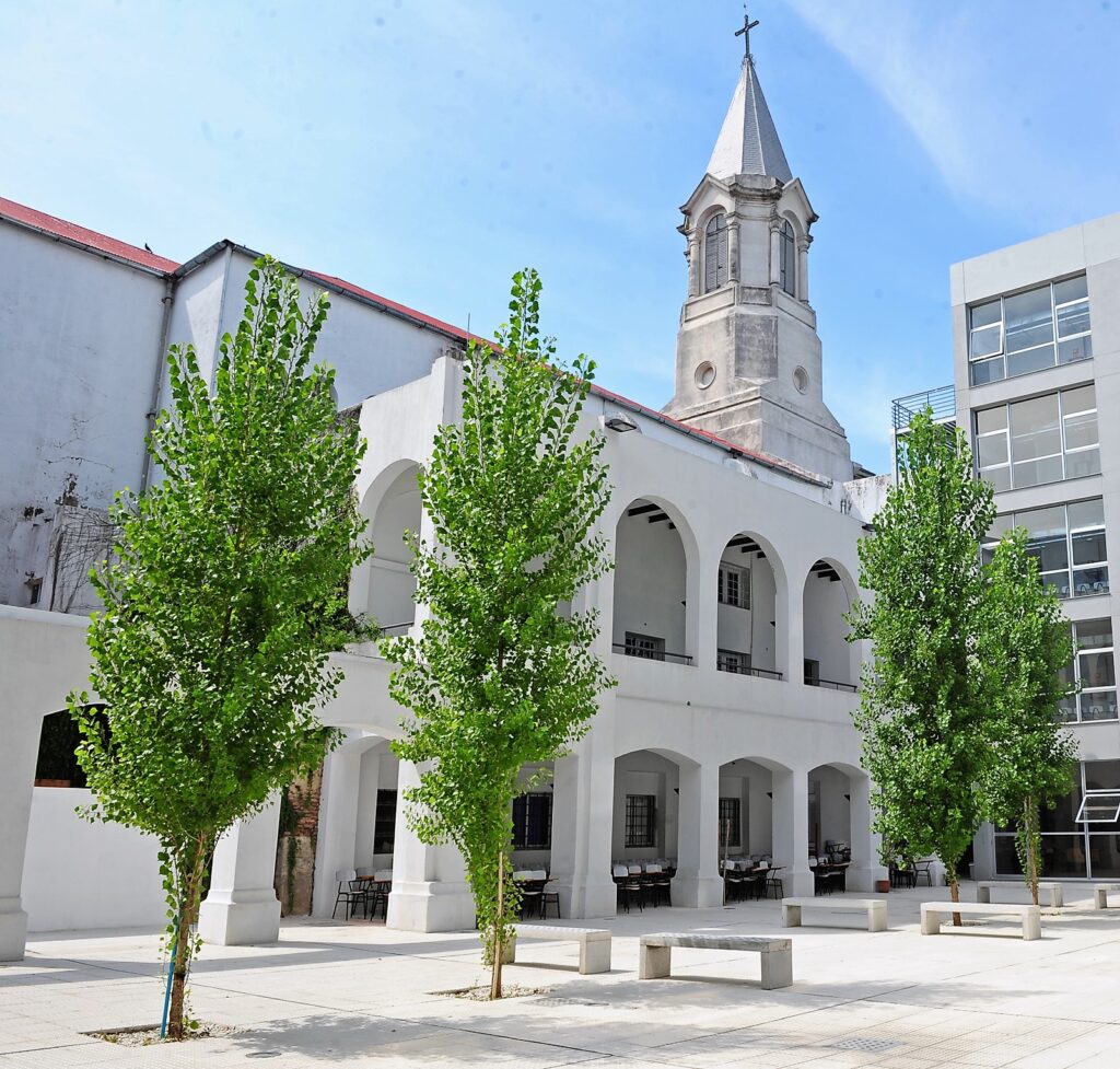 Milestone Secures University in Uruguay