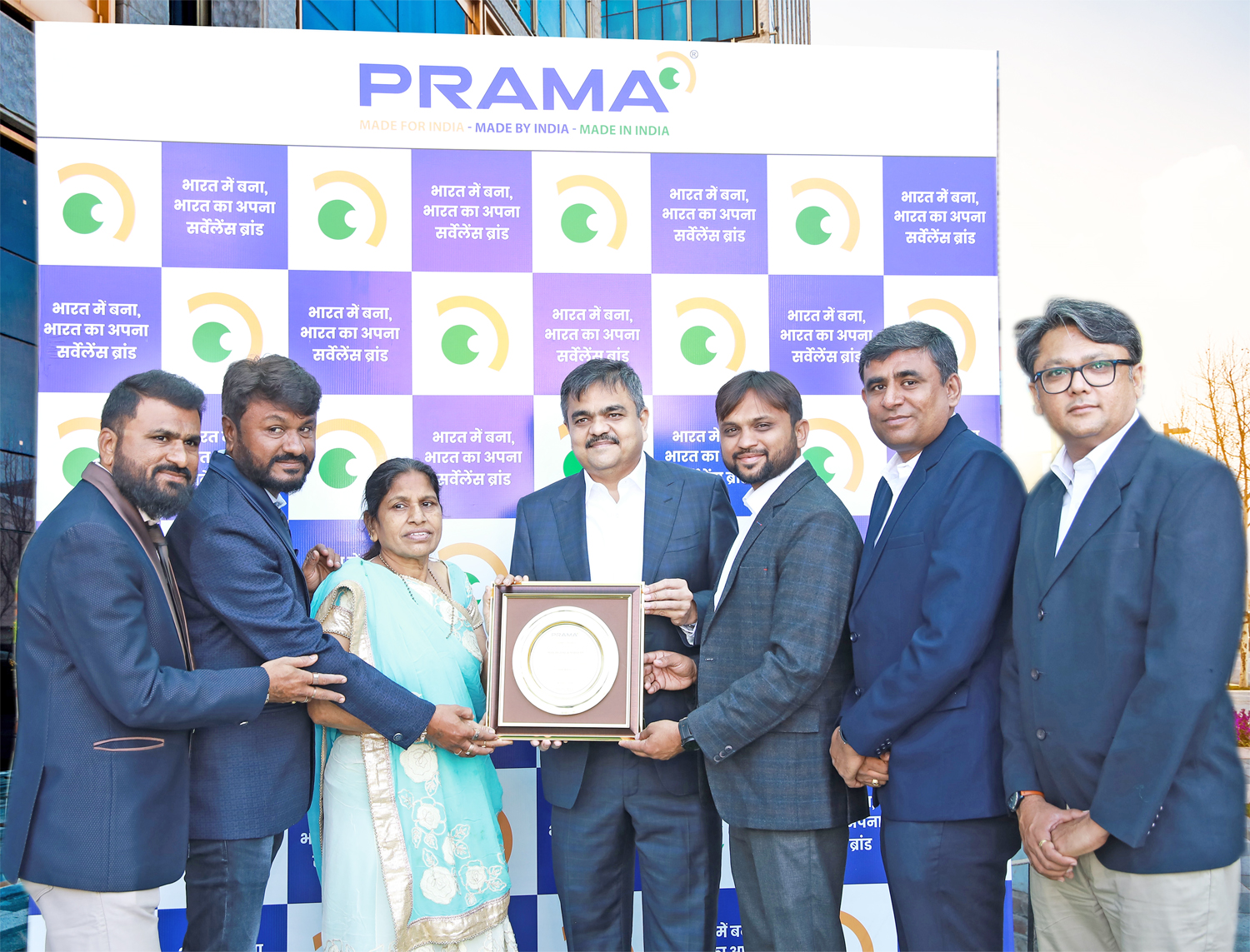 Prama-Brand-Store-Opening-Momento
