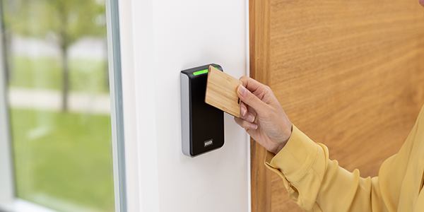 HID Seos® Bamboo™ cards, the first range of physical access security Eco Cards™, debut worldwide_1